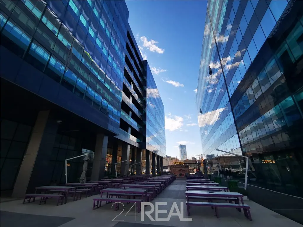 Hermes Business Campus - Spatii Birouri clasa A — 2