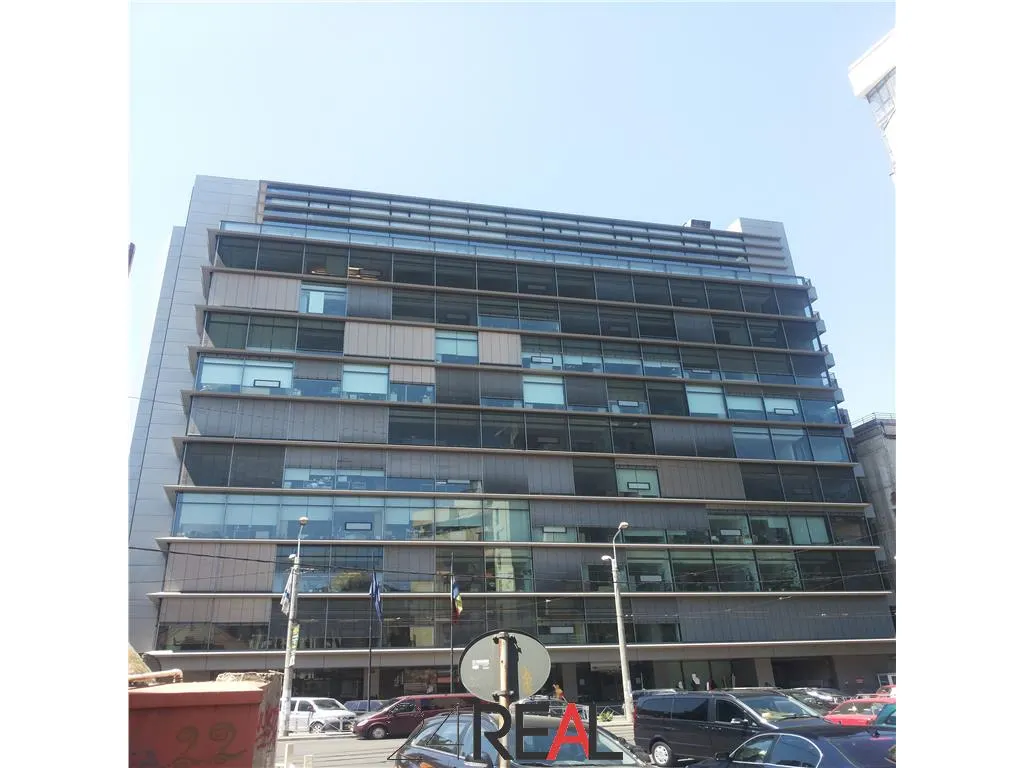 Lascar Business Center - birouri clasa A central — 2