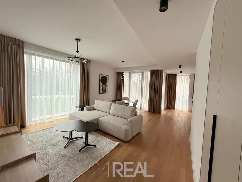 Apartament 4 camere, superb Pipera, cladire exclusivista, 250mp curte — 2