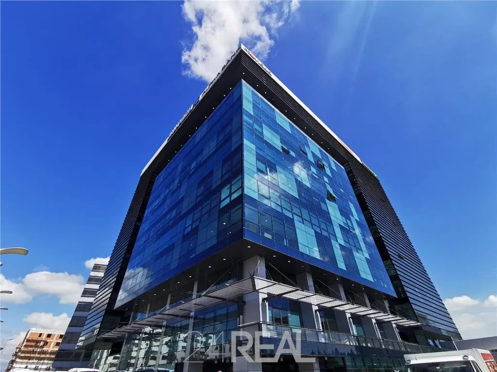 Cubic Center - Birouri de inchiriat de la 174mp - Pipera, Rond OMV — 2