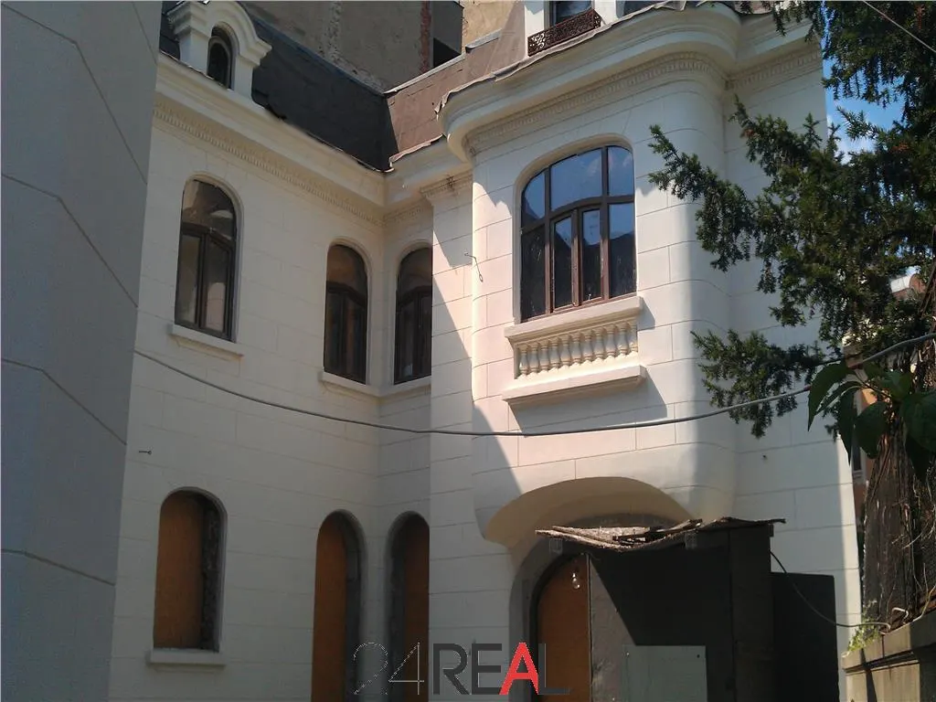 Vila interbelica - in curs de renovare — 3