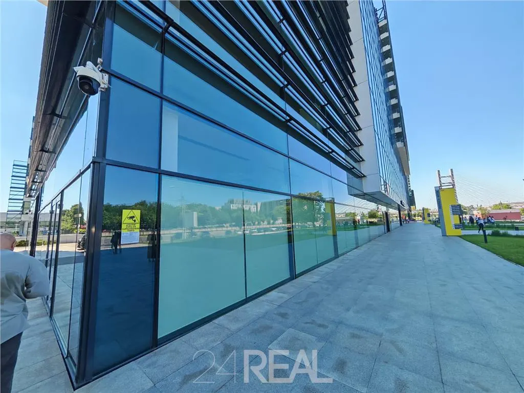 Spatiu de inchiriat in cladirea River Place de la 135 mp — 3