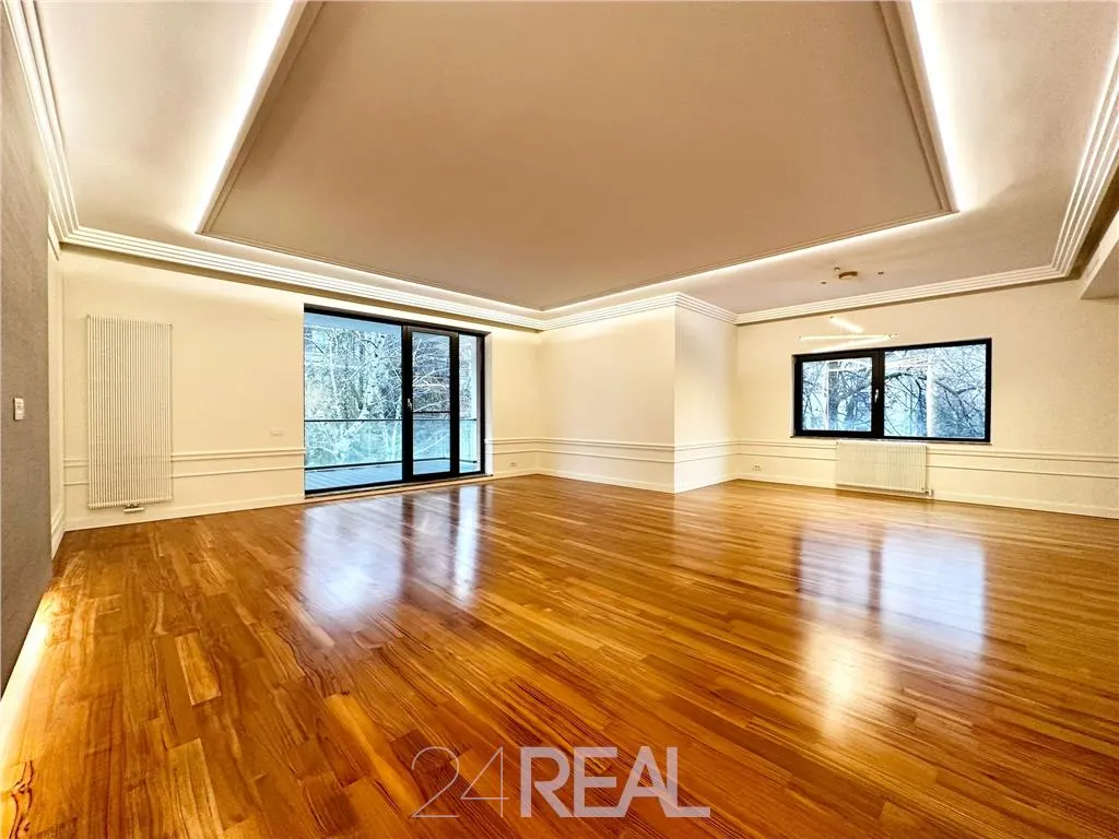 Apartament 4 camere decomandat in Ansamblul Washington” — 3
