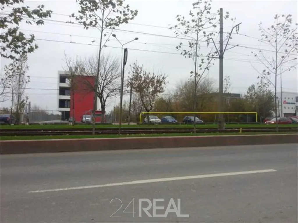 Teren de vanzare stradal - Theodor Pallady - 3348 mp — 2