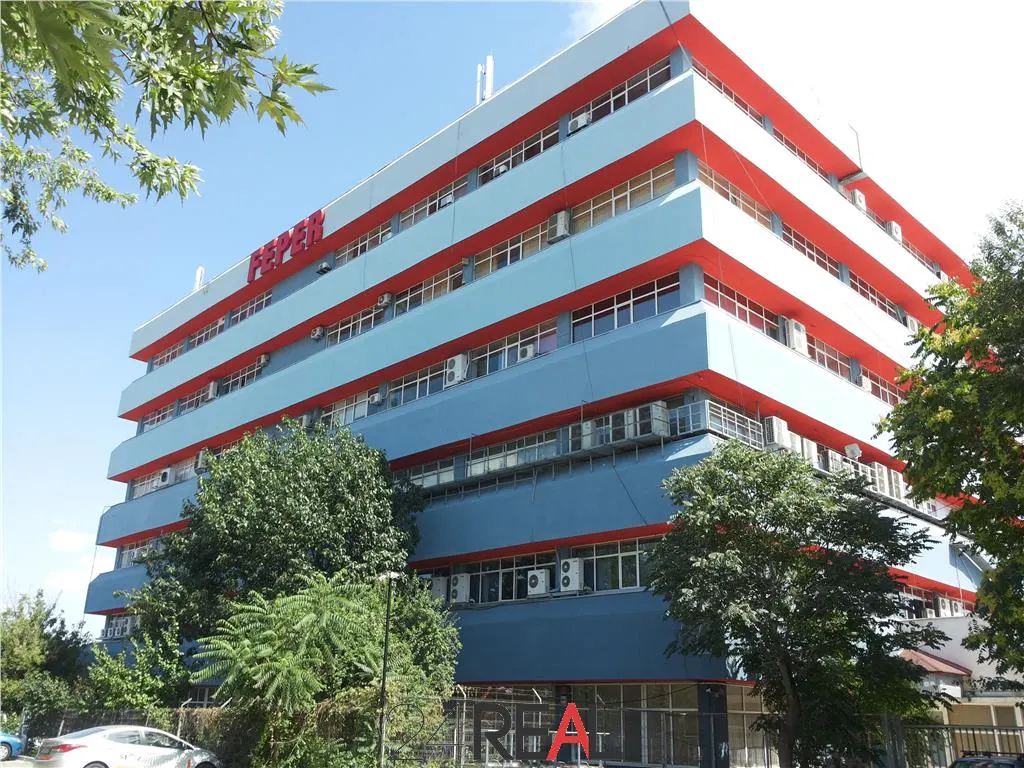 Inchiriere spatii de birouri - Metrou Pipera - de la 129 mp — 2