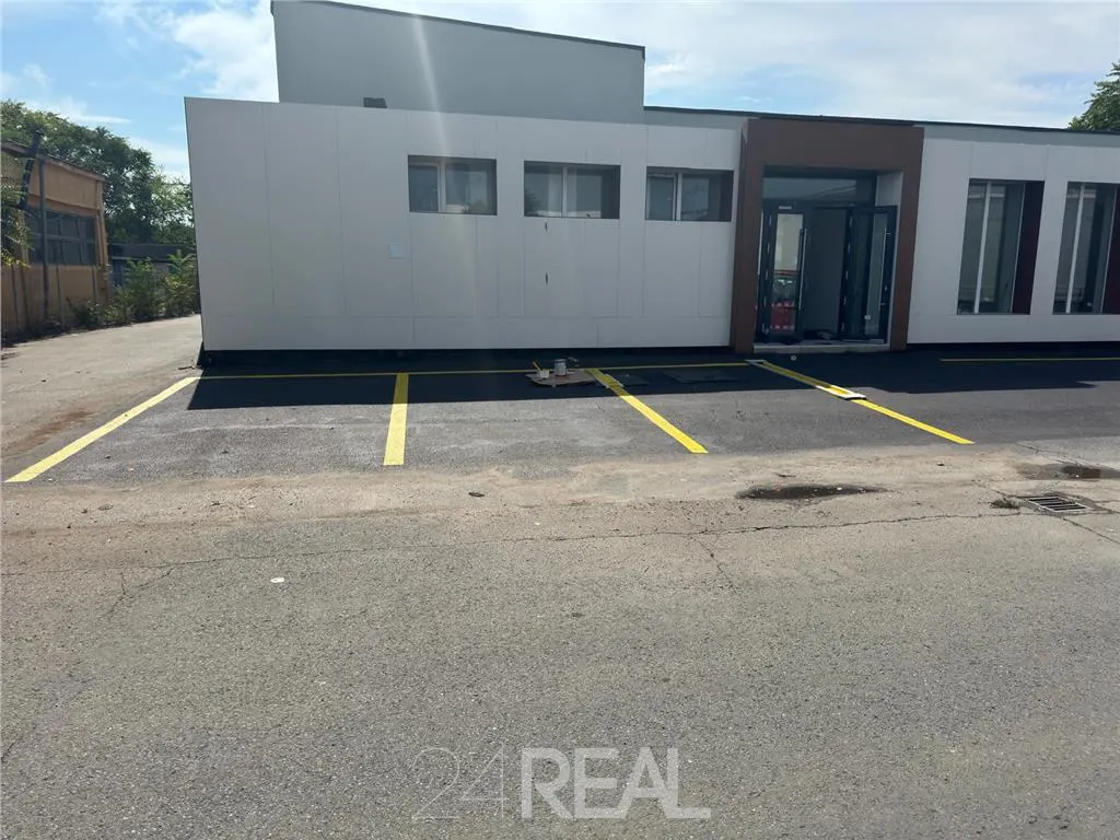 Spatiu industrial/ showroom de inchiriat - Preciziei de la 200 mp — 2