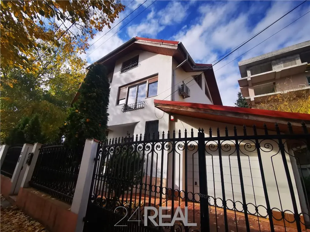 Vila cocheta de inchiriat  in Aviatiei -  6 camere — 2