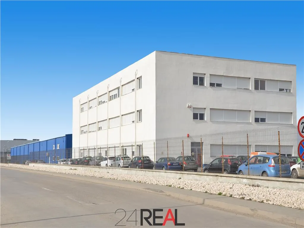 Inchiriere depozitare si birouri zona industriala — 2