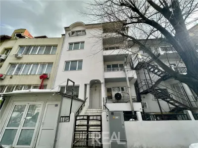 Clinica / Spatiu Medical de Inchiriat Cotroceni - Eroilor | 743 mp