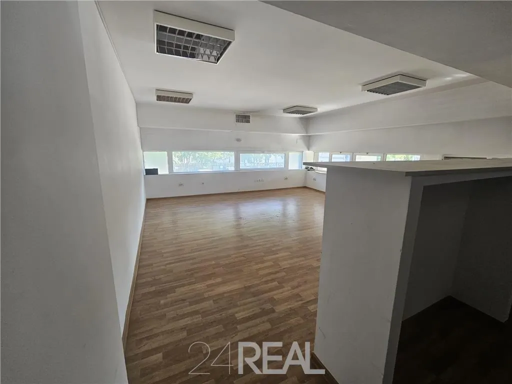Inchiriere spatiu depozitare/showroom — 3