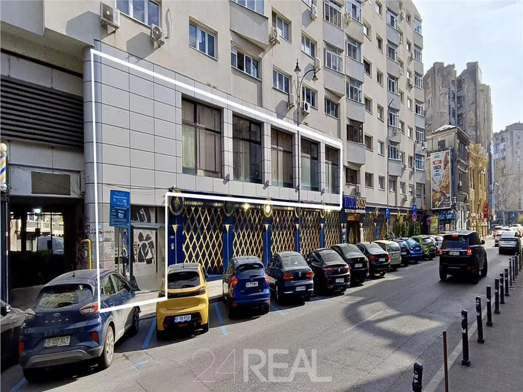Spatiu comercial de inchiriat in zona Magheru langa McDonald''s — 2