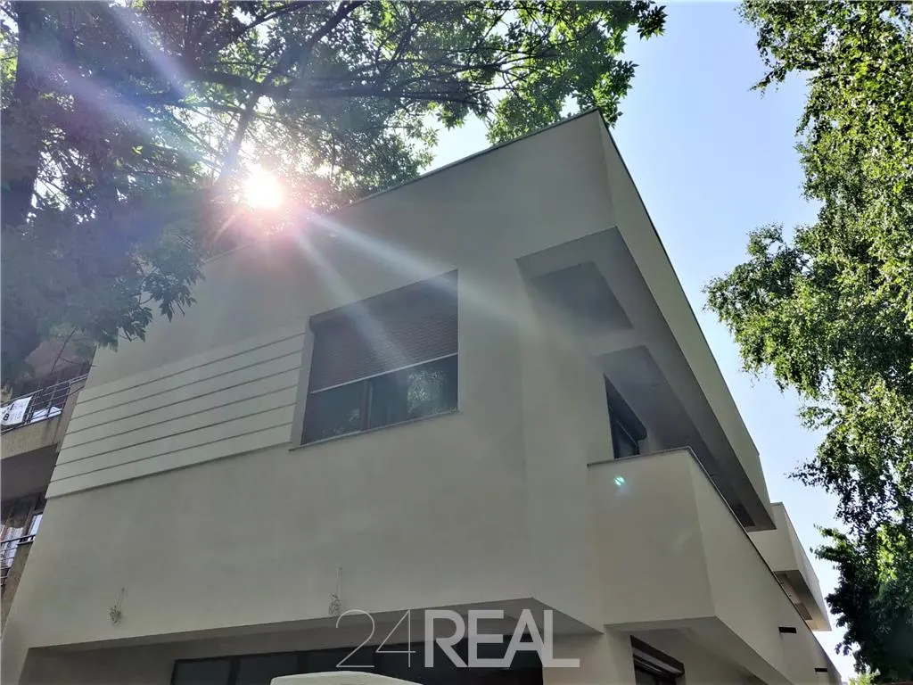 Vila de vanzare in zona Bucurestii Noi - Metrou Jiului — 3