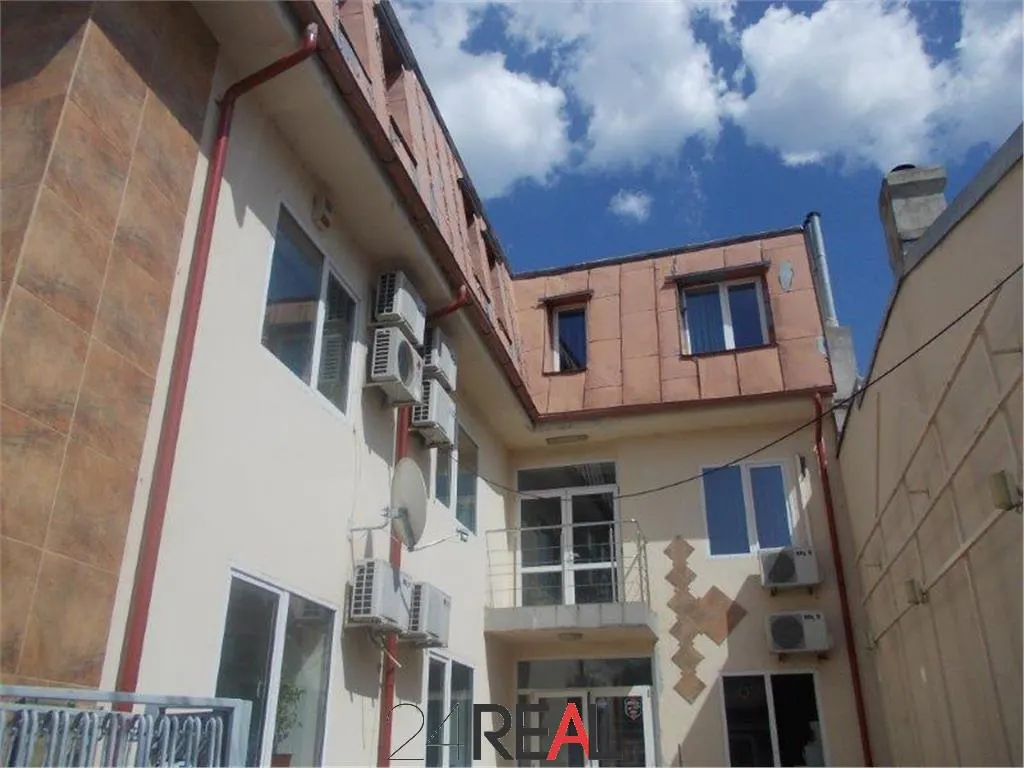Vanzare Vila pentru birouri — 2