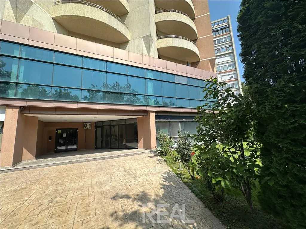 Spatiu multifunctionale - clinica, comercial, showroom, birouri — 3