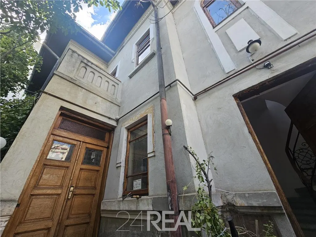 Inchiriere spatiu comercial - 950 Euro per etaj — 2