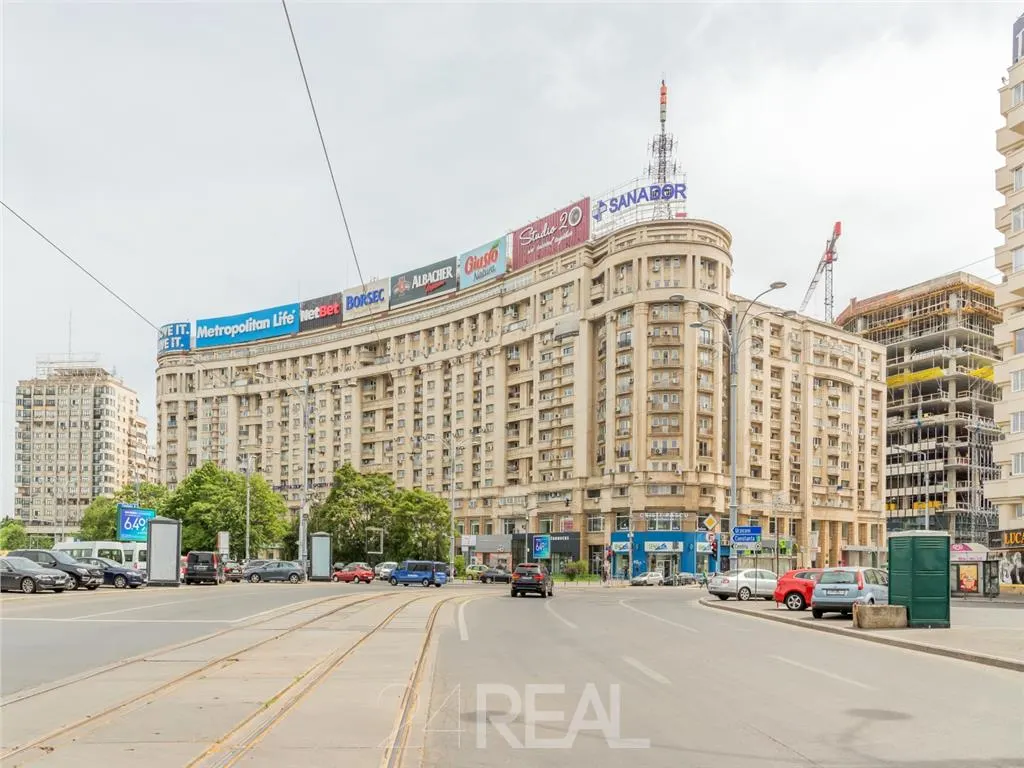 Vanzare spatiu de birouri in Piata Victoriei - 435 mp — 2