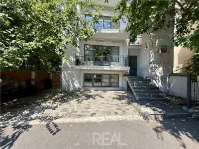 Cladire de birouri 452 mp | Floreasca | Mobilata | Curte | Parcare