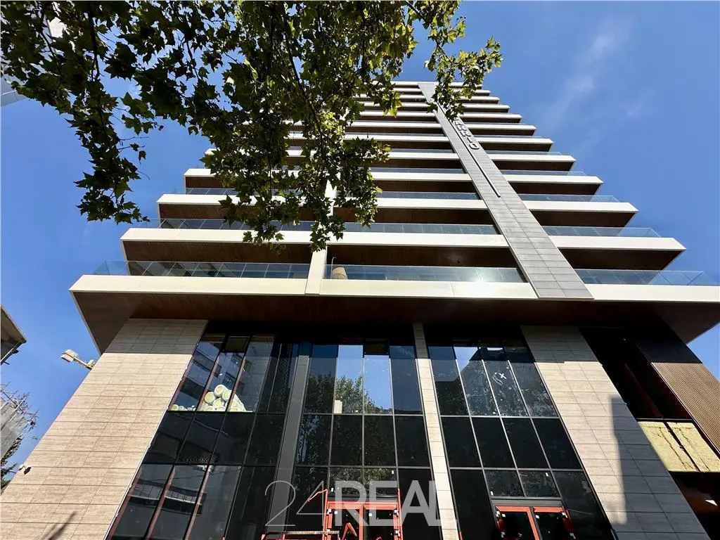 Spatii comerciale de inchiriat de la 72mp — 2